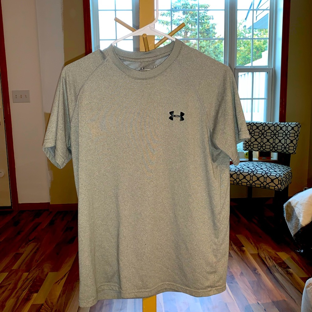 Under Armour - gray dri fit